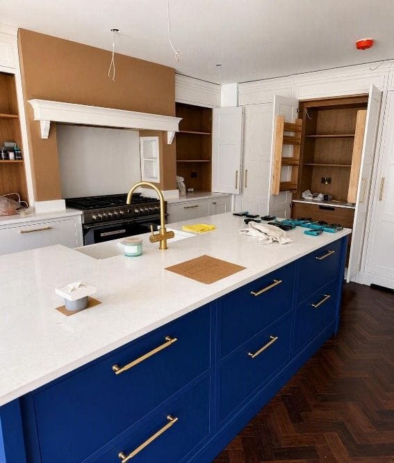 The new kitchen taking shape